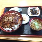 たぬき庵 - ソースカツ丼