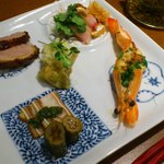 老虎菜 本店 - 事前予約の前菜盛り合わせ