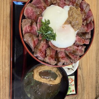 うしとさかな - 料理写真: