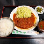 にしき - 味噌かつ定食　1000円