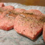 焼肉 山水 - 27年1月　厚切りタン塩