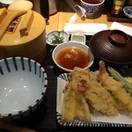 天吉屋 - 第一の食し方「天ぷら定食」（2015.01）