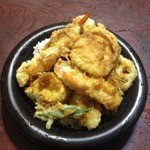 さん天 - グランドスラム天丼弁当（690円）