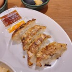 東大 - クーポン餃子