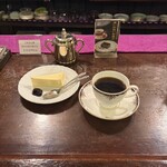 茜屋珈琲店 - 