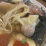 松波ラーメン店 - ほんとはこのかづ屋系のワンタンよりもピラピラなワンタンが好き