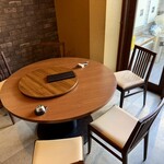 中国料理 卓龍 - 円卓6名席を3卓