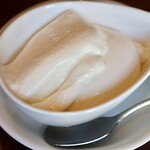 中国料理 卓龍 - 杏仁豆腐