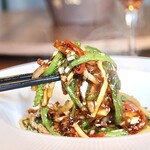 中国料理 卓龍 - 和牛の青椒肉絲