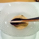 新ばし 星野 - 本わらび餅：黒豆きな粉(201５.1)