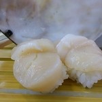 魚魚丸 - 殻付きホタテ３７８円(201501)