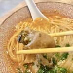 Noodle いたば - 牡蠣のコンフィ