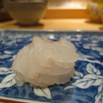 器楽亭 - 平目刺し、ポン酢で