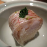 器楽亭 - 喉黒の寿司