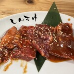 黒毛和牛ホルモン大衆焼肉しんすけ - 