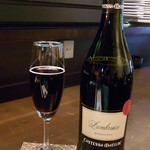 KAKIYA シェル＆シュリンプ - 伊・赤・スパークリング　ランブルスコ　ボトル￥２８００⇒１０００☆♪