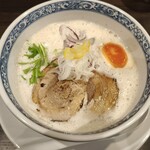 鶏白湯そば 美な味 - 料理写真: