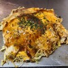 Nova-ろんちゃん - 肉玉そば(税込900円)
・袋入り蒸し中細麺(升萬食品)
・オタフクソース(フルーティーな甘さ)
・焼き方:押さない
・焼き上がりの形:煩雑な円形
・鉄板orお皿で食べます