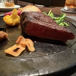 炭燒牛排與葡萄酒 obiobi - 