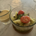 スラッシュカフェアンドバー 川崎 - 