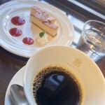 アートカフェ エレバート - 