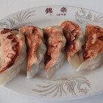 錦楽亭 - 餡の味はしっかりしてて何もつけずに食べられる