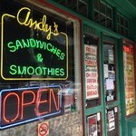 Andy's Sandwiches&Smoothies - お店の入り口