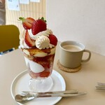 かき氷とパフェmikaku - 料理写真: