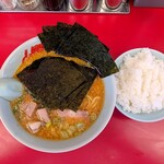 ラーメン山岡家 - 料理写真:特味噌（海苔増し・コロチャー）＋ライス