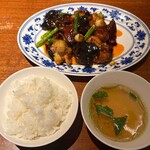 老四川 飄香小院 - 