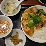 南国亭 - ランチパスポートで中華丼♪