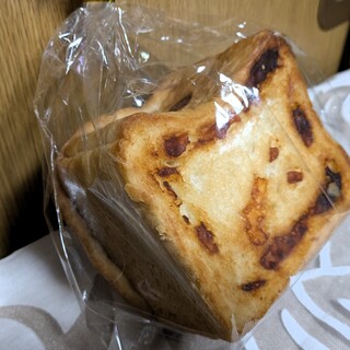 高級食パン専門店 一期一会_1