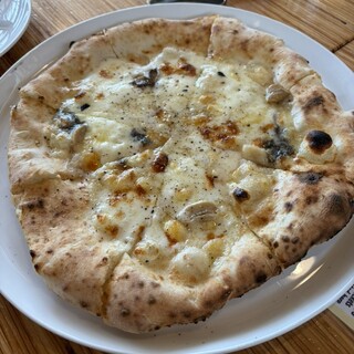 富良野チーズ工房 ピッツァ工房_0