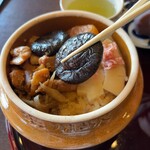 峠の釜めし本舗 おぎのや - 椎茸リフト。