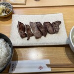 牛たん けやき - 