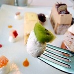 アルチザン・パティシエ・イタバシ - クセがなく、上品な味わいの生クリームを楽しめます。