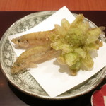 油物　公魚と蕗の薹の揚げ物