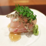 向付　淡路の真鯛　木の実造り