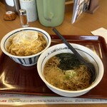 山田うどん - 料理写真: