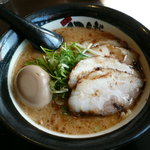 麺屋 伊織 - 醤油味、玉子チャーシューらー麺