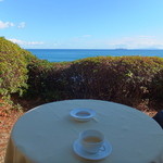 ヴィラ・デル・ソル - (2015/1)チェックインまで庭でハーブティーを楽しみました。