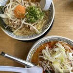 丸源ラーメン - 上が肉そば、大盛り！