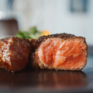 こだわりの窯焼きステーキで、世界から愛される味わいを―。