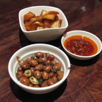 滬江大飯店 - 付き出し