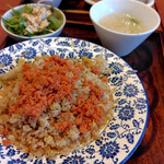 上海常 - 料理写真:鮭レタスチャーハンセット