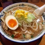 高松 - 濃厚味噌ラーメン
            830円
            
            こりゃ(^^)美味しいわー
            チョット辛いけどね
            次回は普通の中華そば食べてみたい(*^^*)