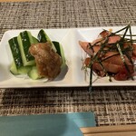 まぐろ屋 とと蔵 - 突出しのマグロときゅうり