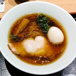 松戸富田製麺 - 半熟あじたま醤油らぁ麺並（￥1100）