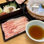 瓢斗 - 厳選豚肉
季節の野菜盛り合わせ
出汁・薬味