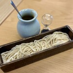 瓢斗 - 自慢の出汁に合う生うどん